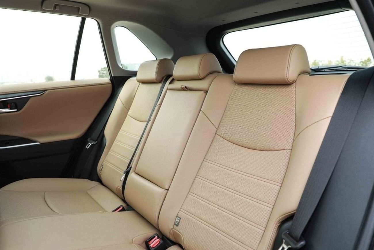 تويوتا راف ٤ 2025 TOYOTA RAV4 2.5 HIGH Hybrid - SILVER inside BEIGE | Export Only