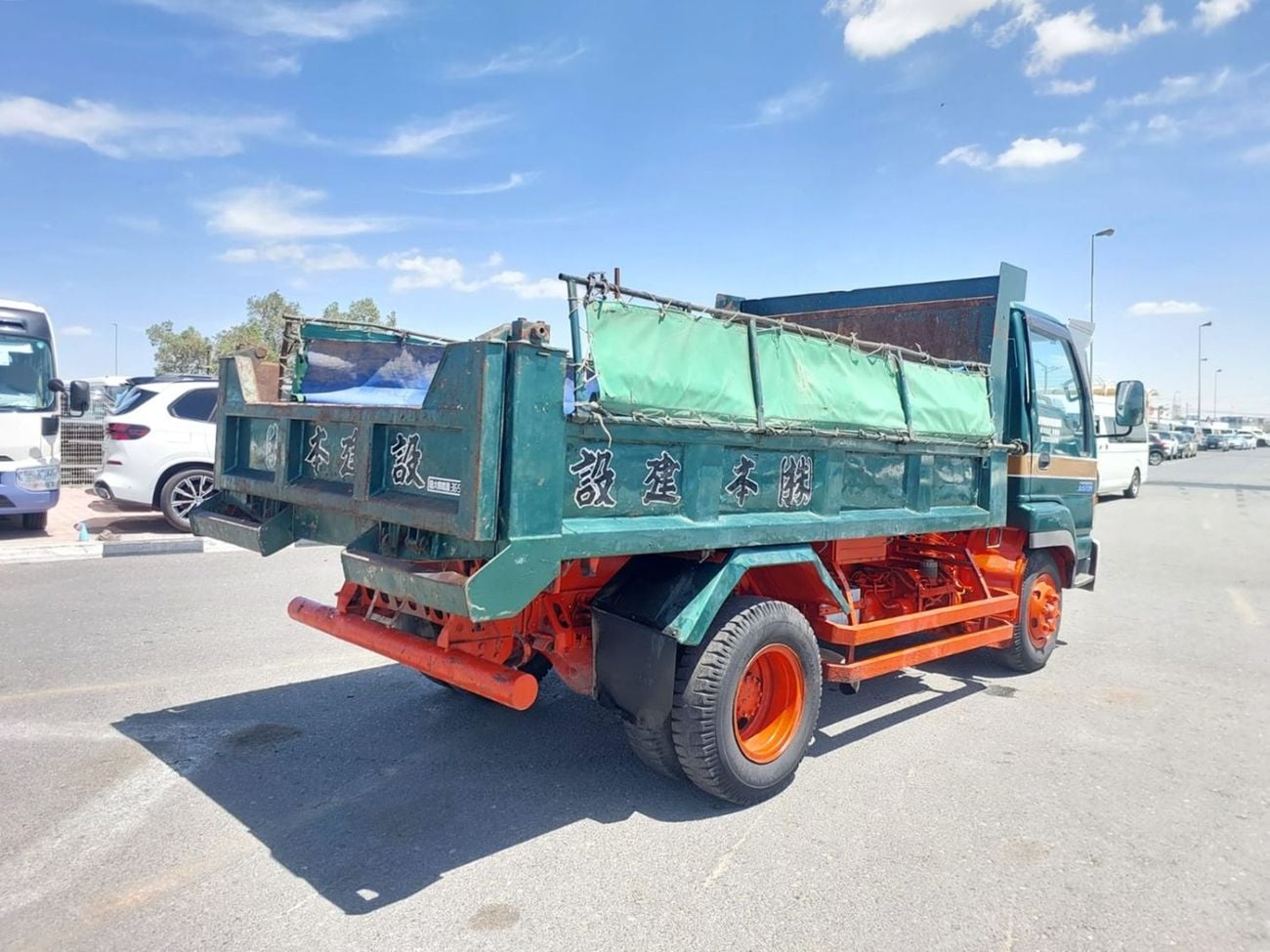 إيسوزو فوروارد ISUZU FORWARD JUSTON DUMPER TRUCK RHD 1995 MODEL 8.2 L DIESEL MANUAL(PM000298)