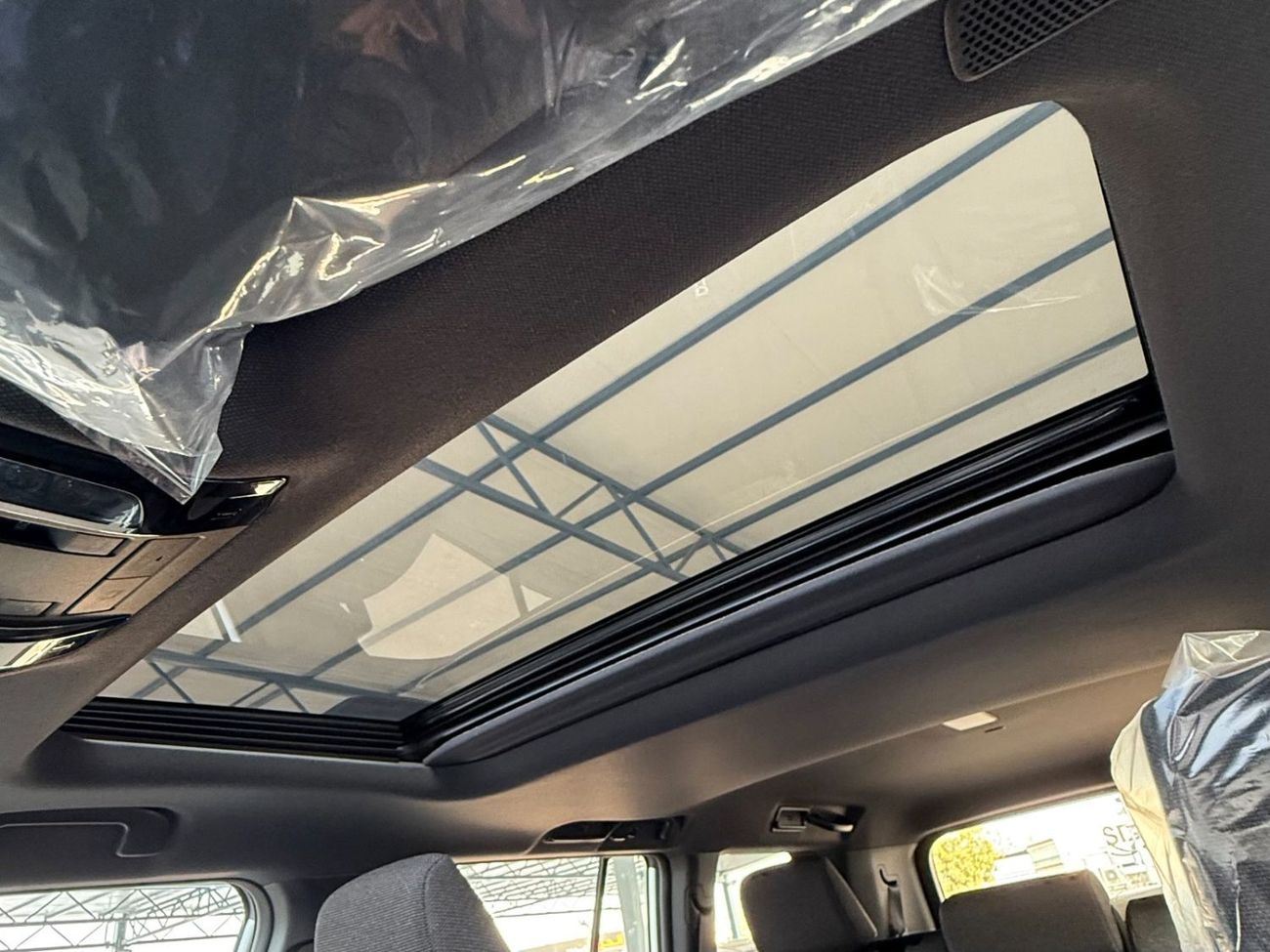 Toyota Prado 2.4 TURBO SUNROOF BLACK INTERIOR  **EXPORT ONLY**التصدير فقط خارج الخليج**