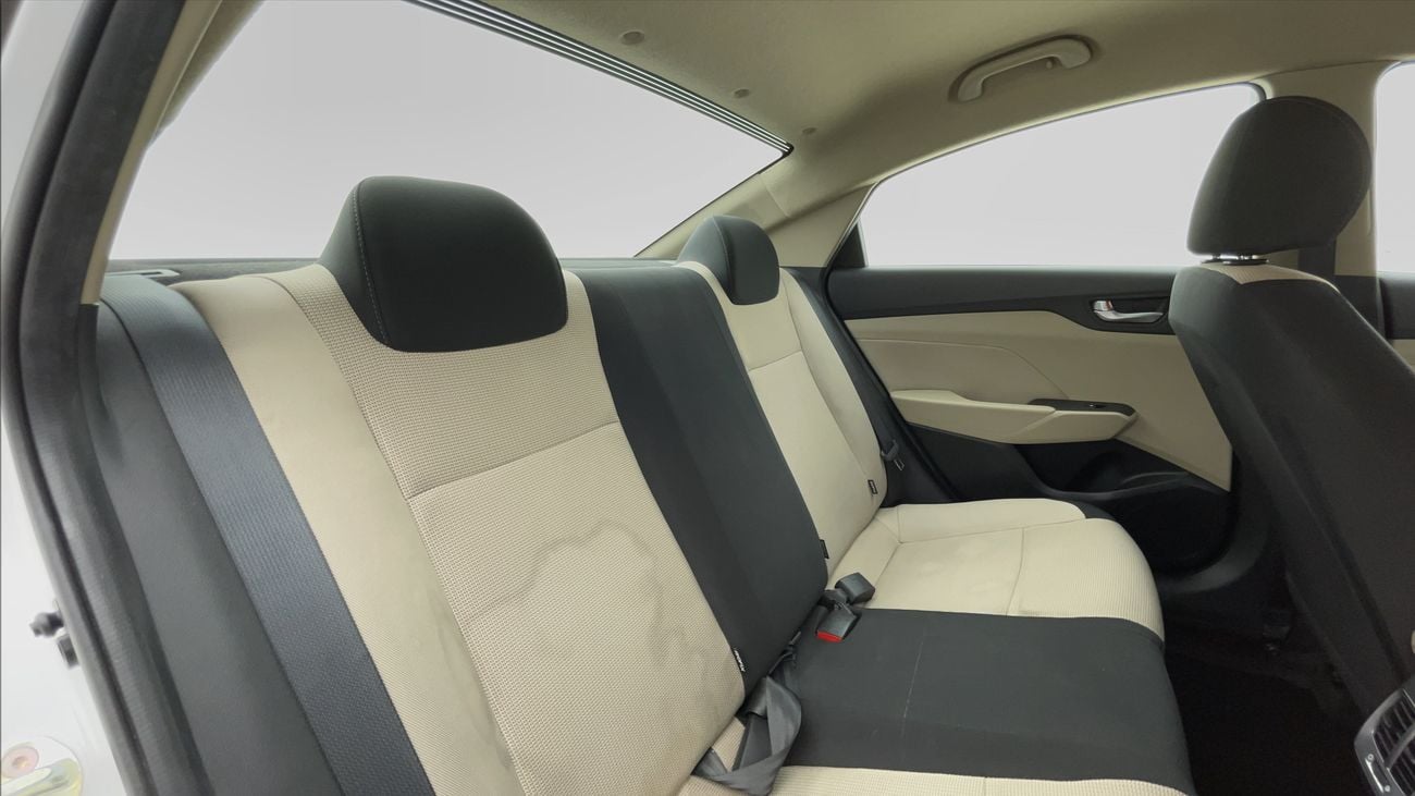 Hyundai Accent SMART 1.6 | Zero Down Payment | Free Home Test Drive