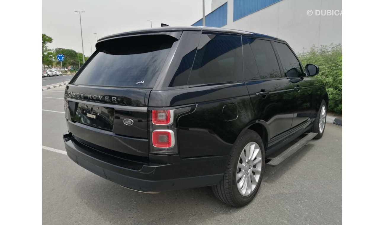 Land Rover Range Rover HSE UNDER 5 Years Warranty 2018 GCC