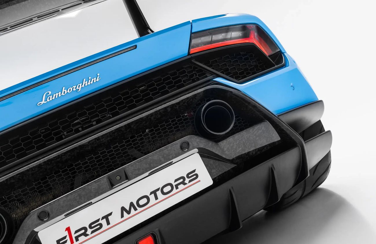 Lamborghini Huracan 5.2L V10 Twin-Turbocharged by Underground Racing