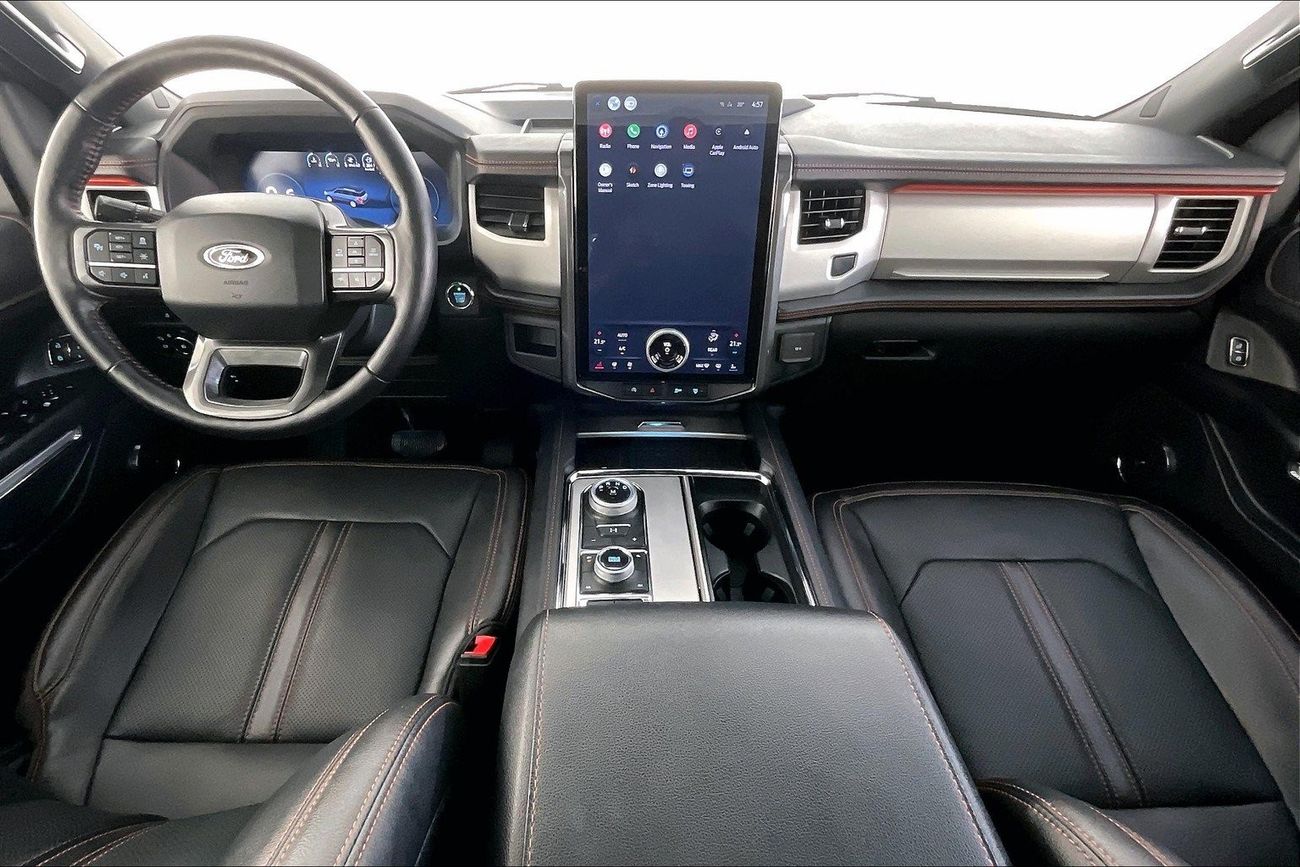 تويوتا لاند كروزر VXR | شامل الضمان | 0 ﺪﻔﻋﺓ ﺃﻮﻟﻯ