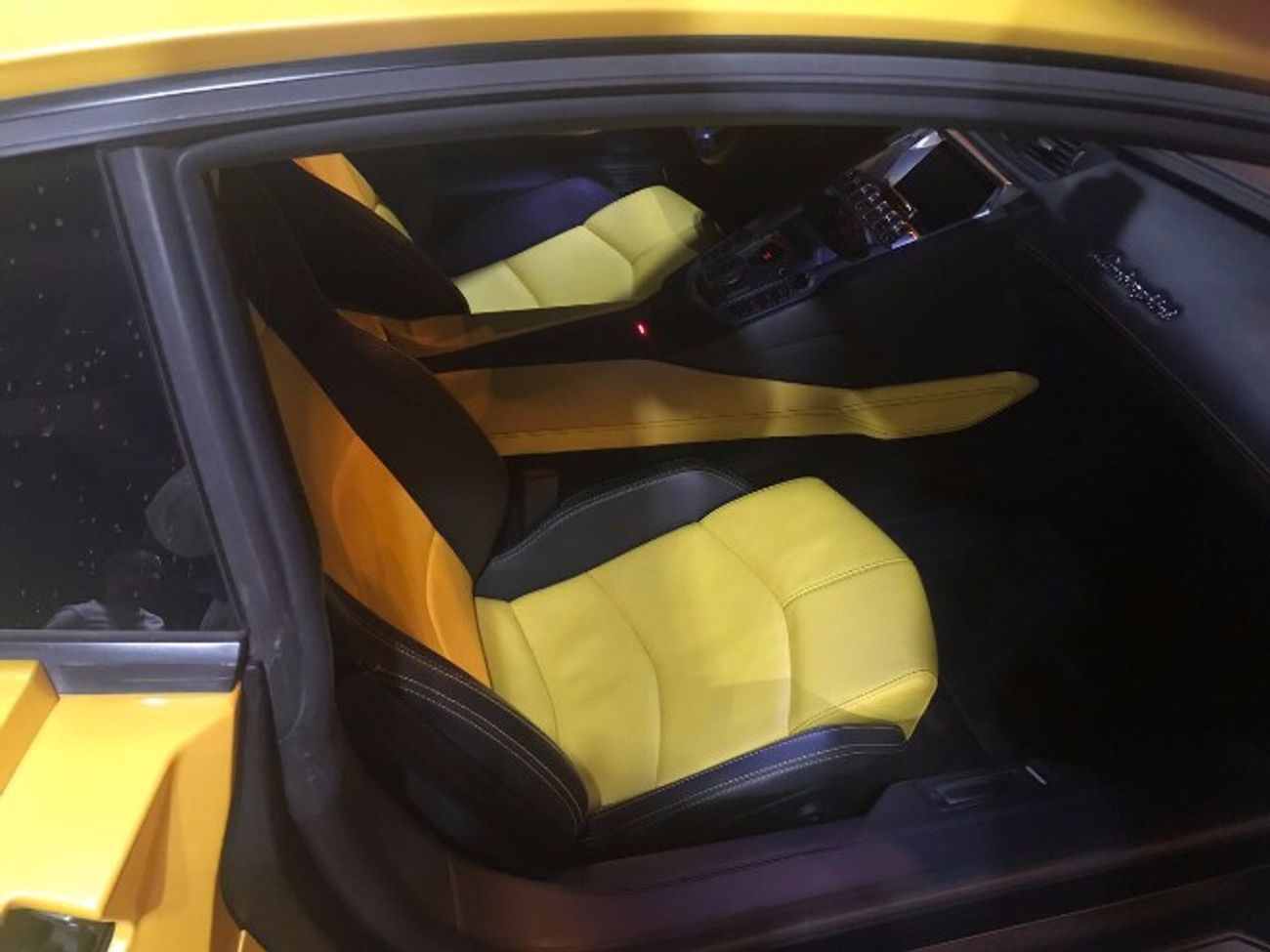 Lamborghini Aventador