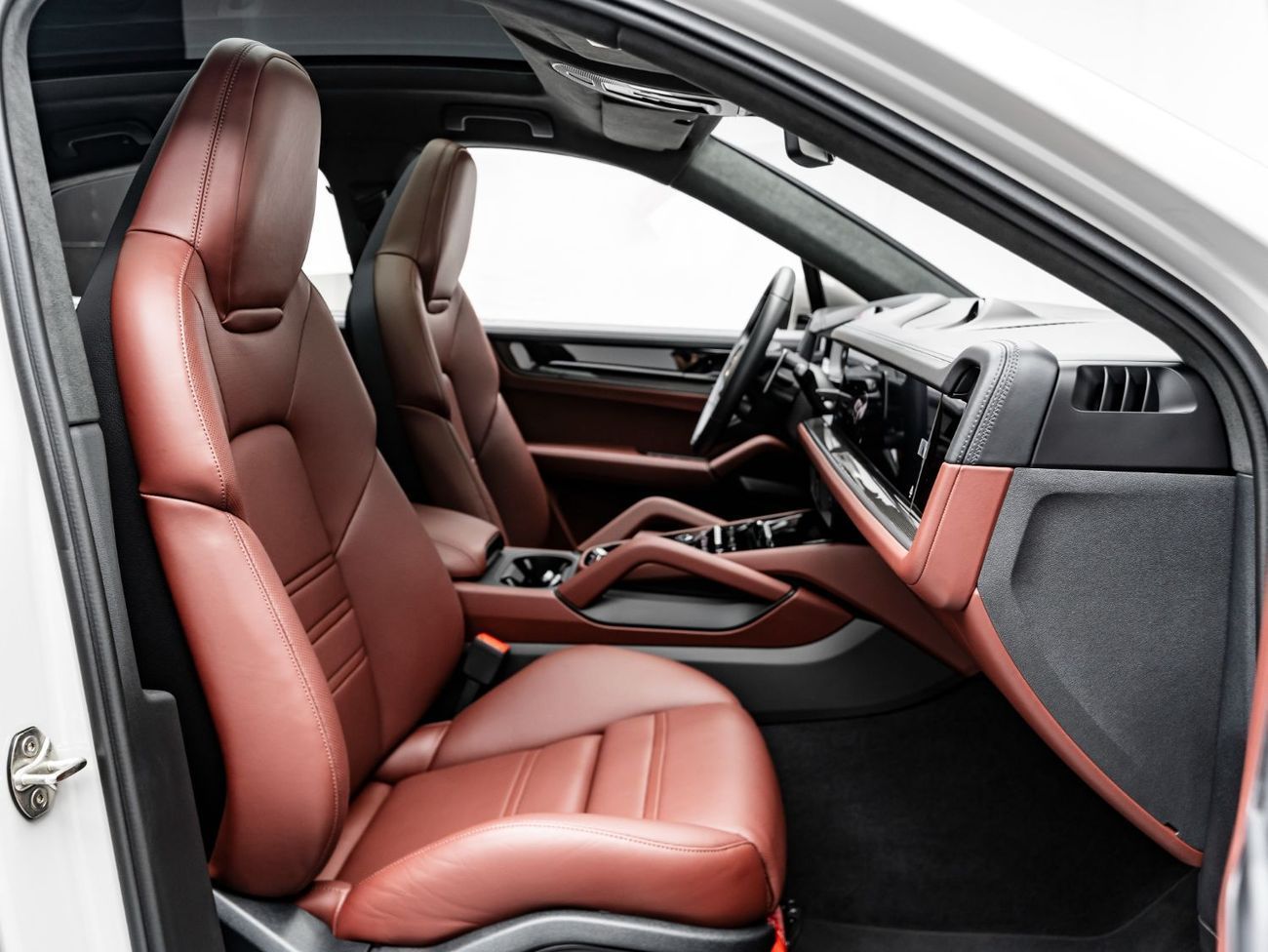 Porsche Cayenne 2025 Porsche Cayenne GTS Coupe, 2027 Porsche Warranty, Very Low KMs, GCC