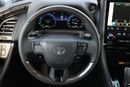 Toyota Alphard HYBRID 2.5L E-4WD 6-SEATER AUTOMATIC