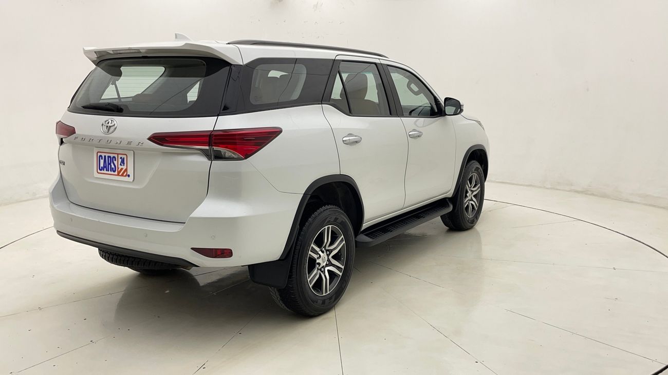 تويوتا فورتونر EXR 2.7 | بدون دفعة مقدمة | اختبار القيادة في المنزل