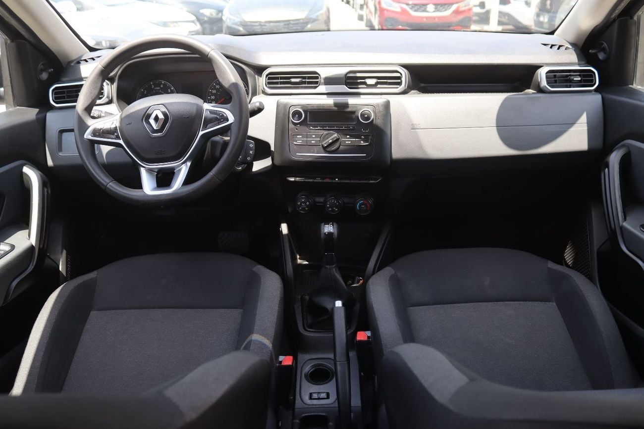 رينو داستر رينوداستر 2023 - خليجى - بدون حوادث - بمحرك 1.6 - بحاله ممتازه من الداخل والخارج