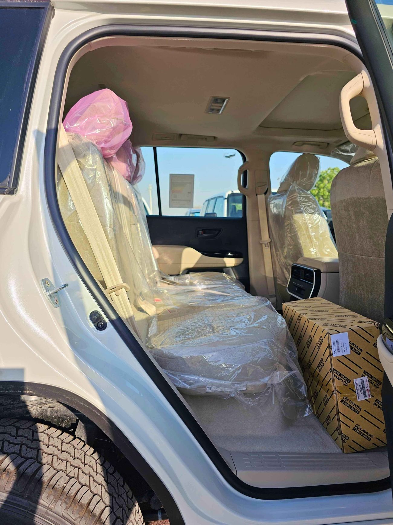 Toyota Land Cruiser LC300 GXR TWIN TURBO EURO 4 / 3.5L V6 PETROL / PWR SEAT / SUNROOF (CODE # GXR)