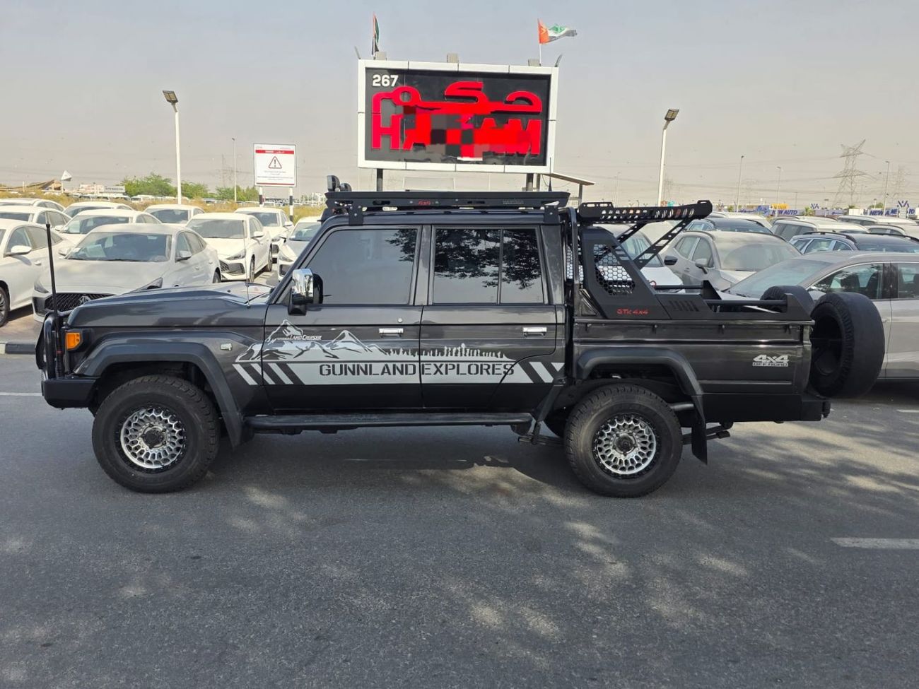 تويوتا لاند كروزر بيك آب TOYOTA LAND CRUISER PICKUP YEAR 2022 FACE LIFTED TO 2024 MODEL DIESEL 4.5 LITER ,RIGHT HAND DRIVE ,M