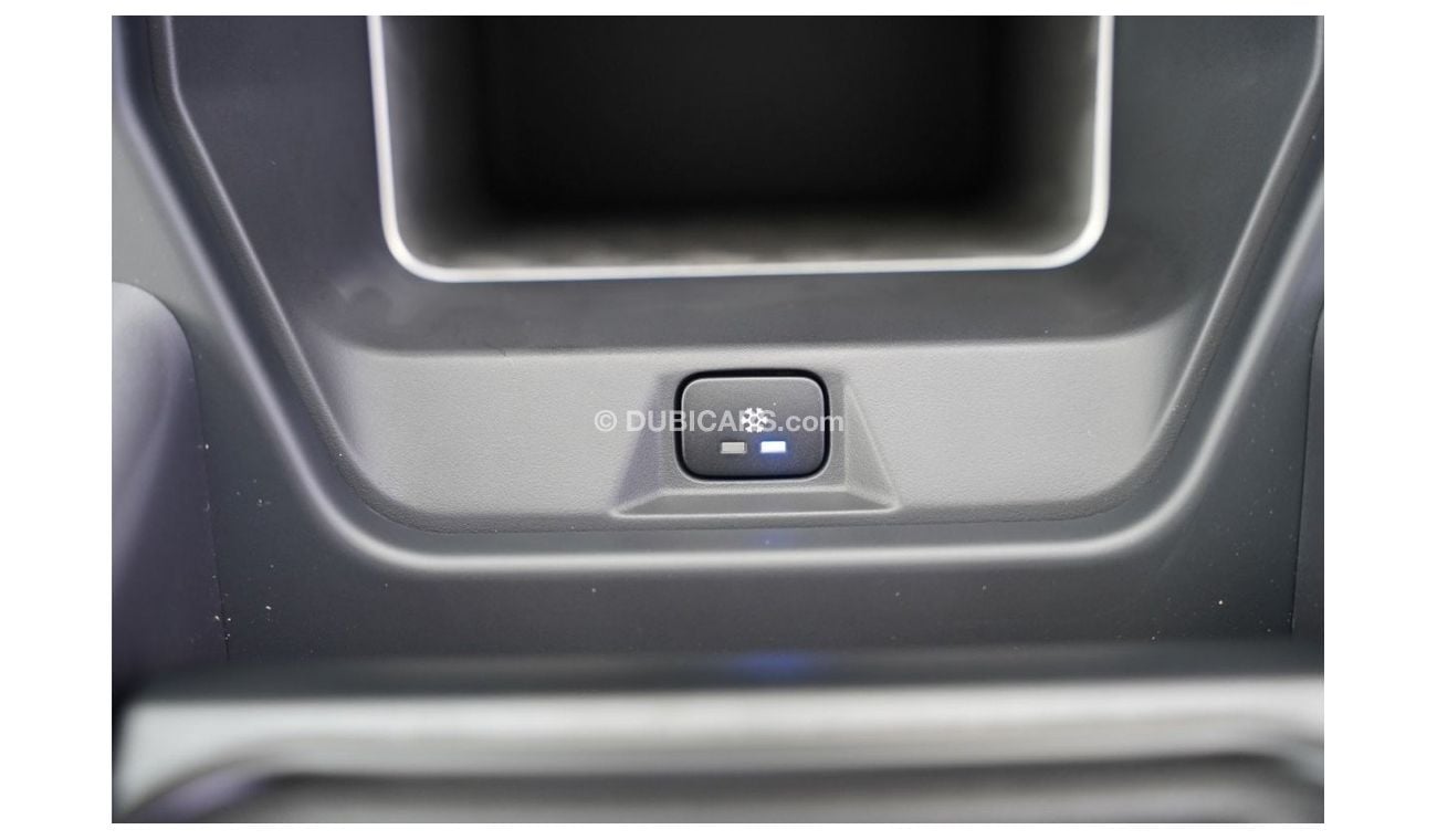 Land Rover Defender 2023 LAND ROVER DEFENDER 110 X DYNAMIC V6 3.0L AWD 0Km ‎