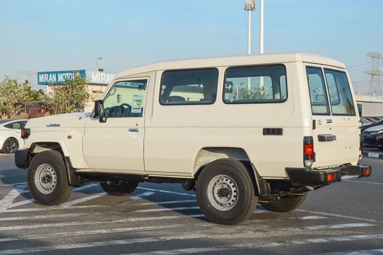 تويوتا لاند كروزر 70 TOYOTA LAND CRUISER 78 SERIES 4.0L 4WD PETROL SUV 2024 | AUTO TRANSMISSION | MANUAL WINDOWS | STEELS