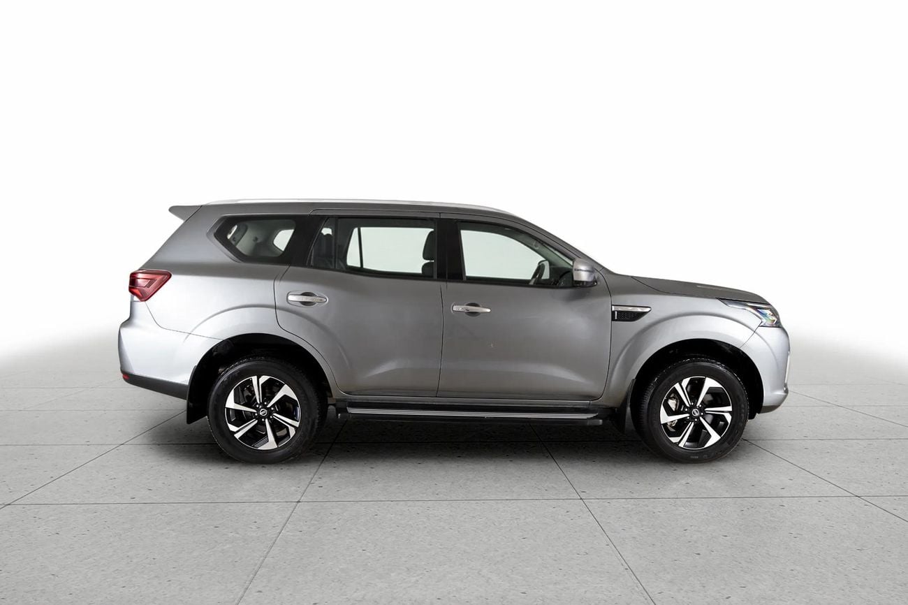 Nissan XTerra Platinum 2.5L 4WD PLATINUM 2.5