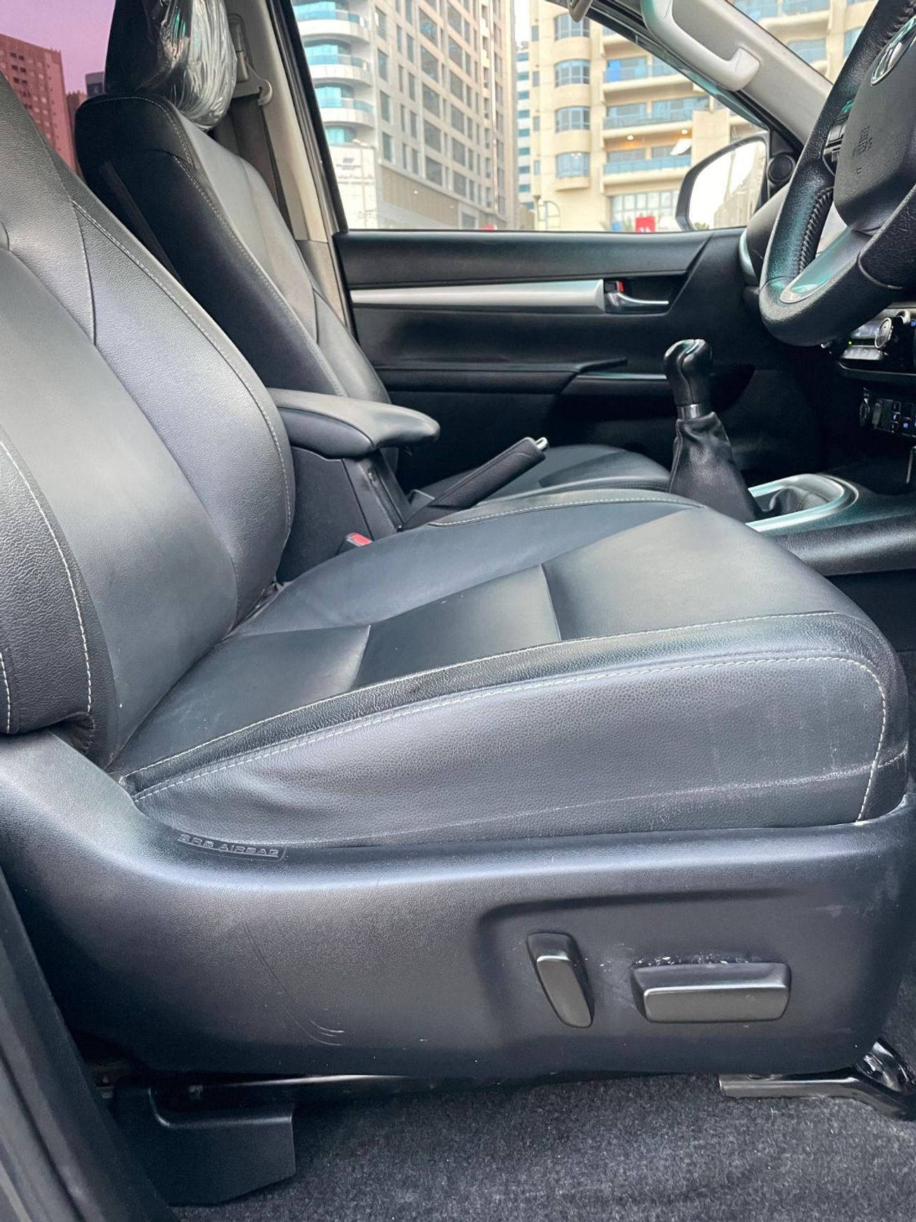 تويوتا هيلوكس Toyota Hilux SR5 full option export from Australia