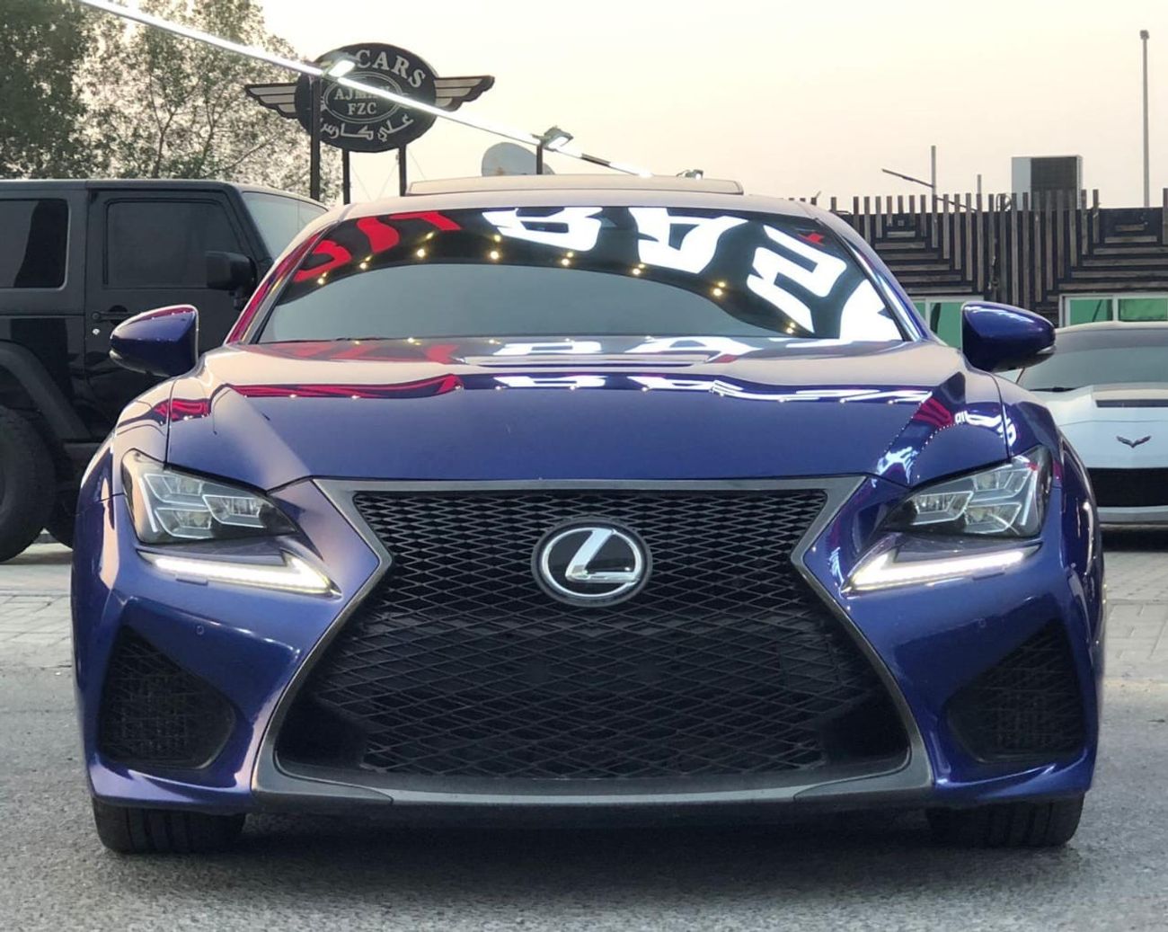 لكزس RC F بلاتينوم