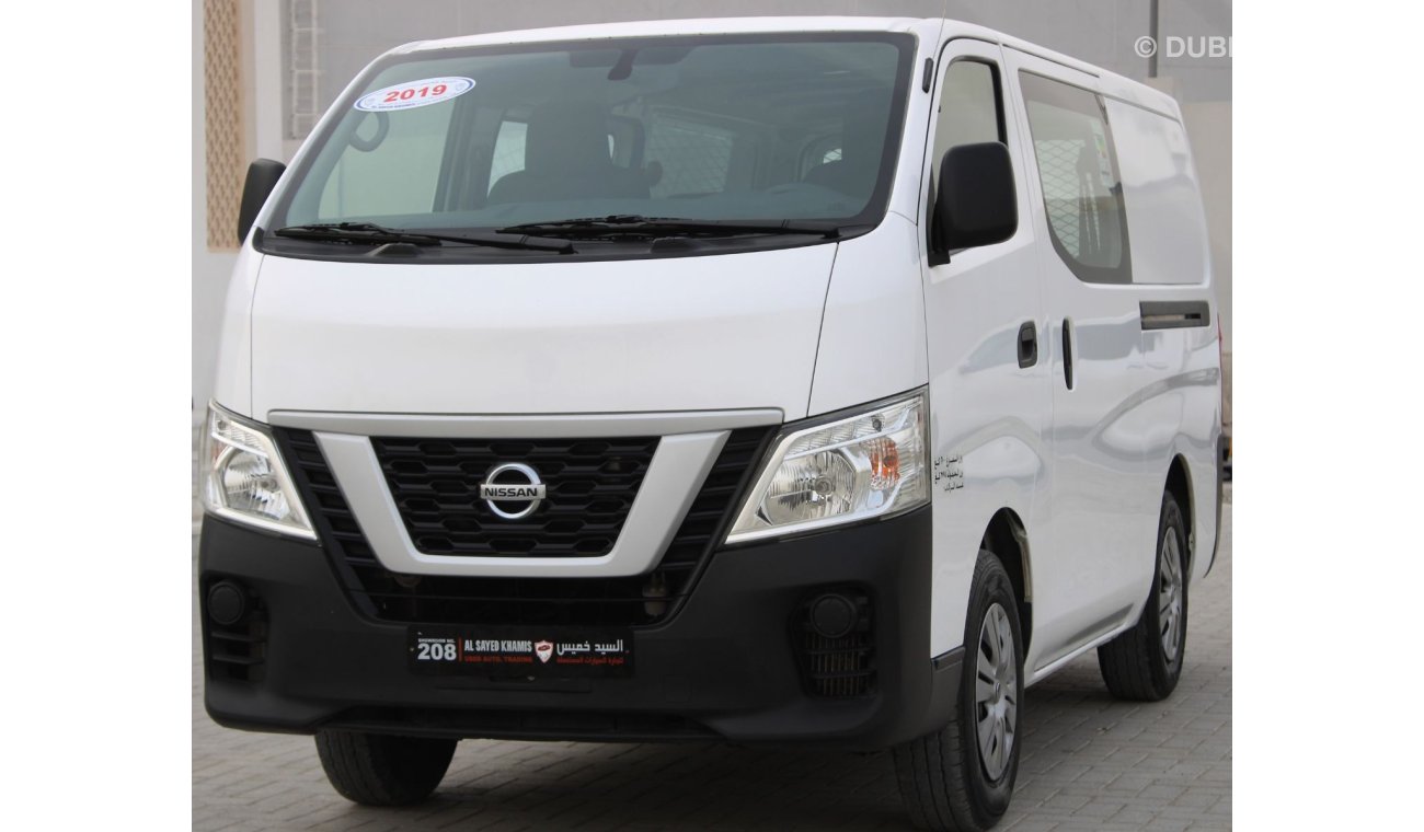 Nissan Urvan Nissan Urvan 2019 GCC, in excellent condition, without accidents