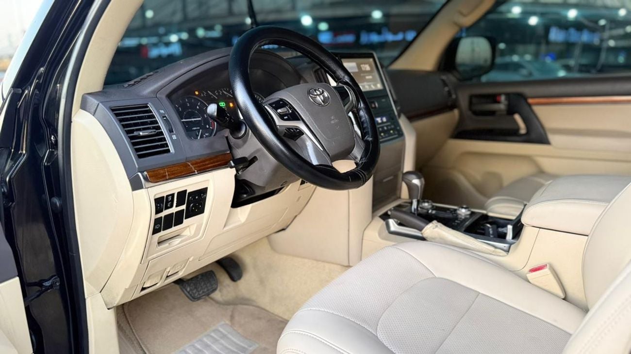 Toyota Land Cruiser 2017 | 4.5 DIESEL ENGINE | AUTOMATIC | LHD
