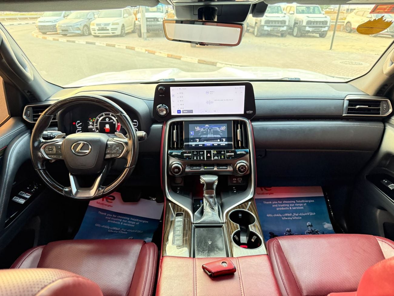 Lexus LX600 SIGNATURE 2023 LEXUS Lx600 SIGNATURE 7 SEATS 3.5TT AL FUTTAIM GCC 1st OWNER   KM: 71,000 PRICE: