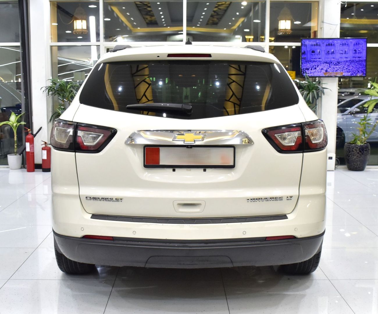 شيفروليه ترافيرس EXCELLENT DEAL for our Chevrolet Traverse LT ( 2014 Model ) in White Color GCC Specs