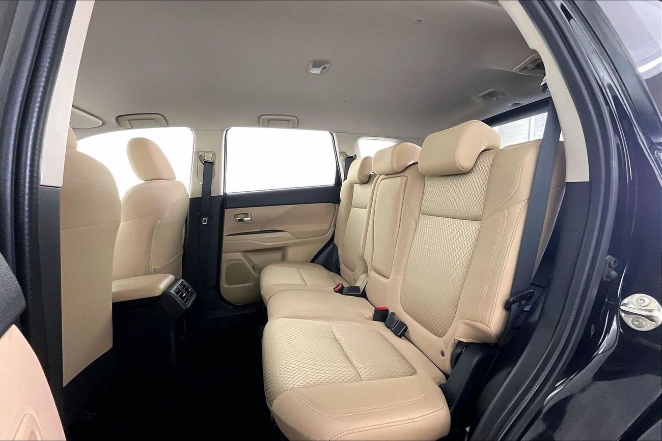 Mitsubishi Outlander GLX Midline | upto AED 20,000 Ramadan Discount | Guaranteed Warranty | 0 Down Payment