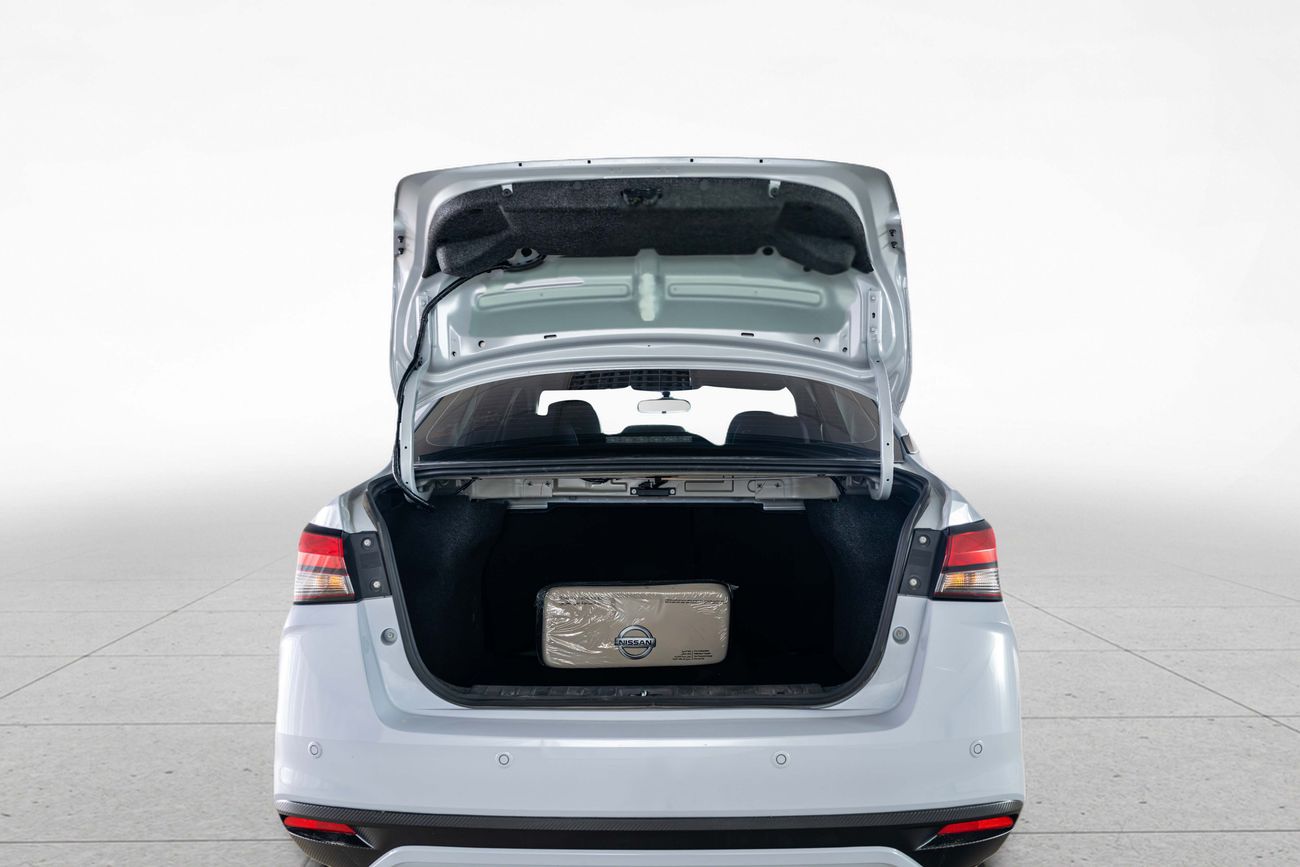 نيسان صني SL 1.6