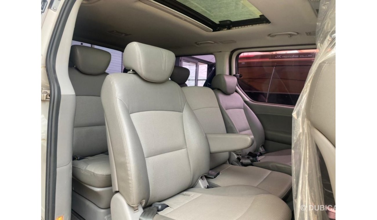 Hyundai H1 Starex HYUNDAI H1 STAREX MODEL 2012 FULL OPTIONS DIESEL 9 PASSENGER