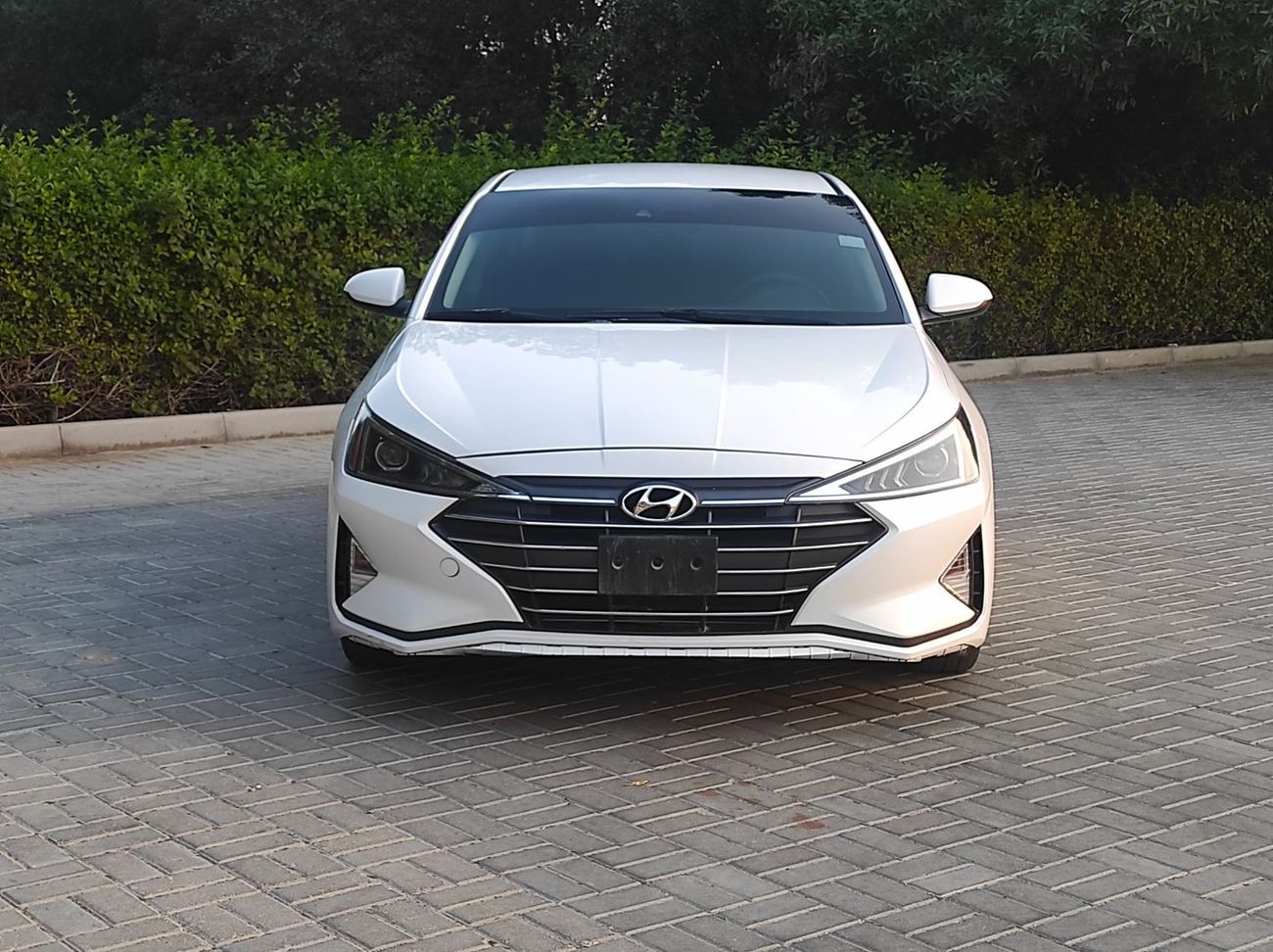 هيونداي إلانترا Comfort 2.0L Hyundai Elantra 2020 2.0 usa full automatic