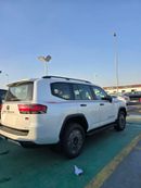 تويوتا لاند كروزر تويوتا لاندكروزر LC300 هجين فئة GR موديل 2026 – فل أوبشن – أبيض خارجي / جلد أحمر داخلي