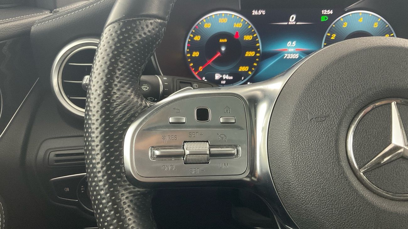 Mercedes-Benz GLC 300 Premium + 2.0L Premium + | Guaranteed Warranty | 0 Down Payment