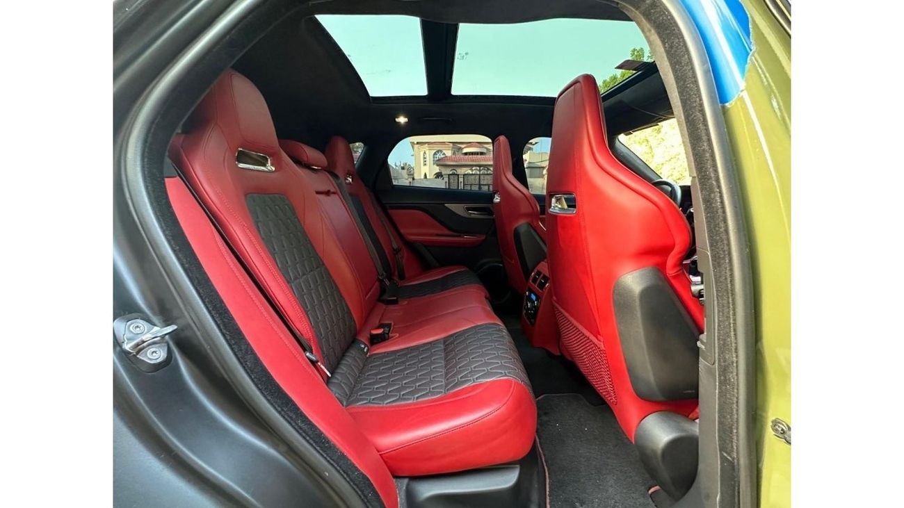 Jaguar F Pace SVR F-PACE 2020 V8 GCC ORGINAL PAINT // ACCIDENT FREE // FULL OPITION