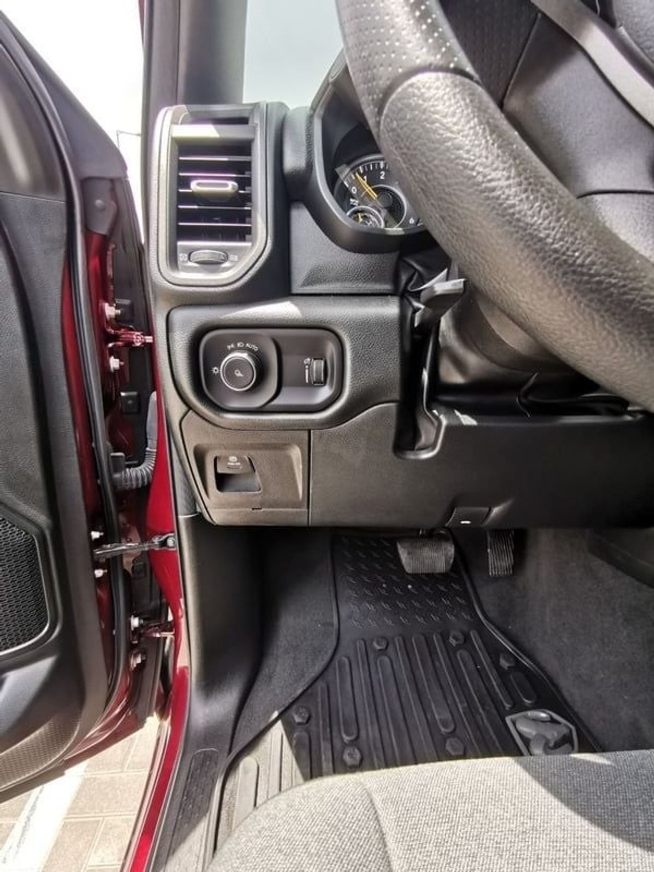 RAM 1500 Dodge RAM Bighorn - 2022 - Maroon