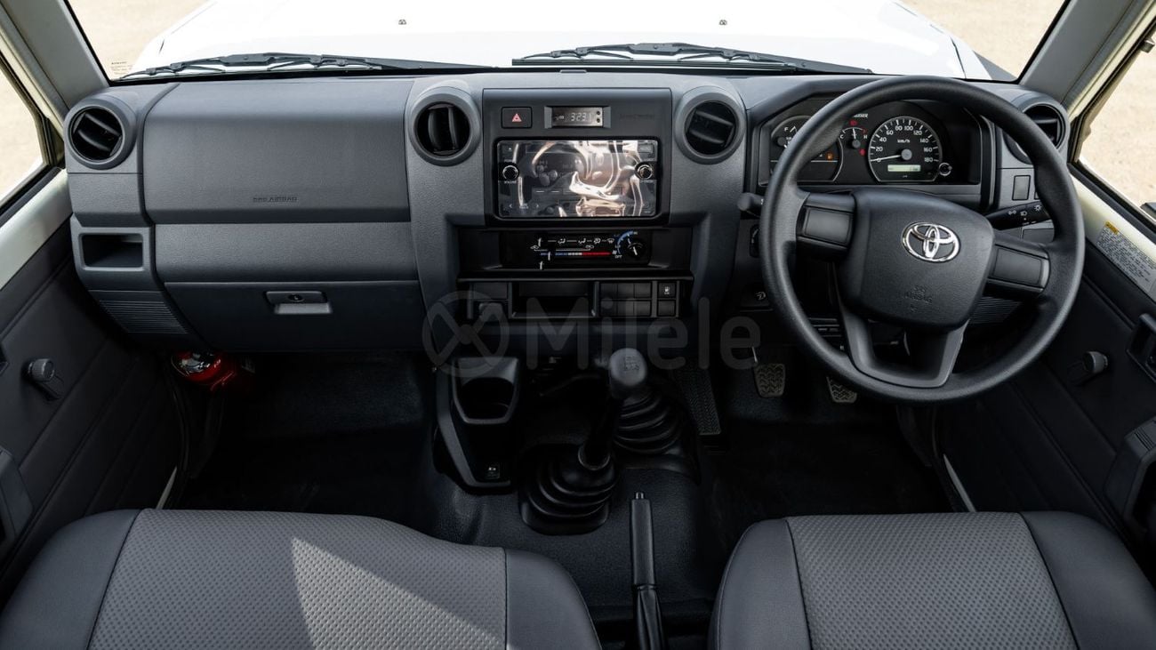 تويوتا لاند كروزر 70 LAND CRUISER LC78