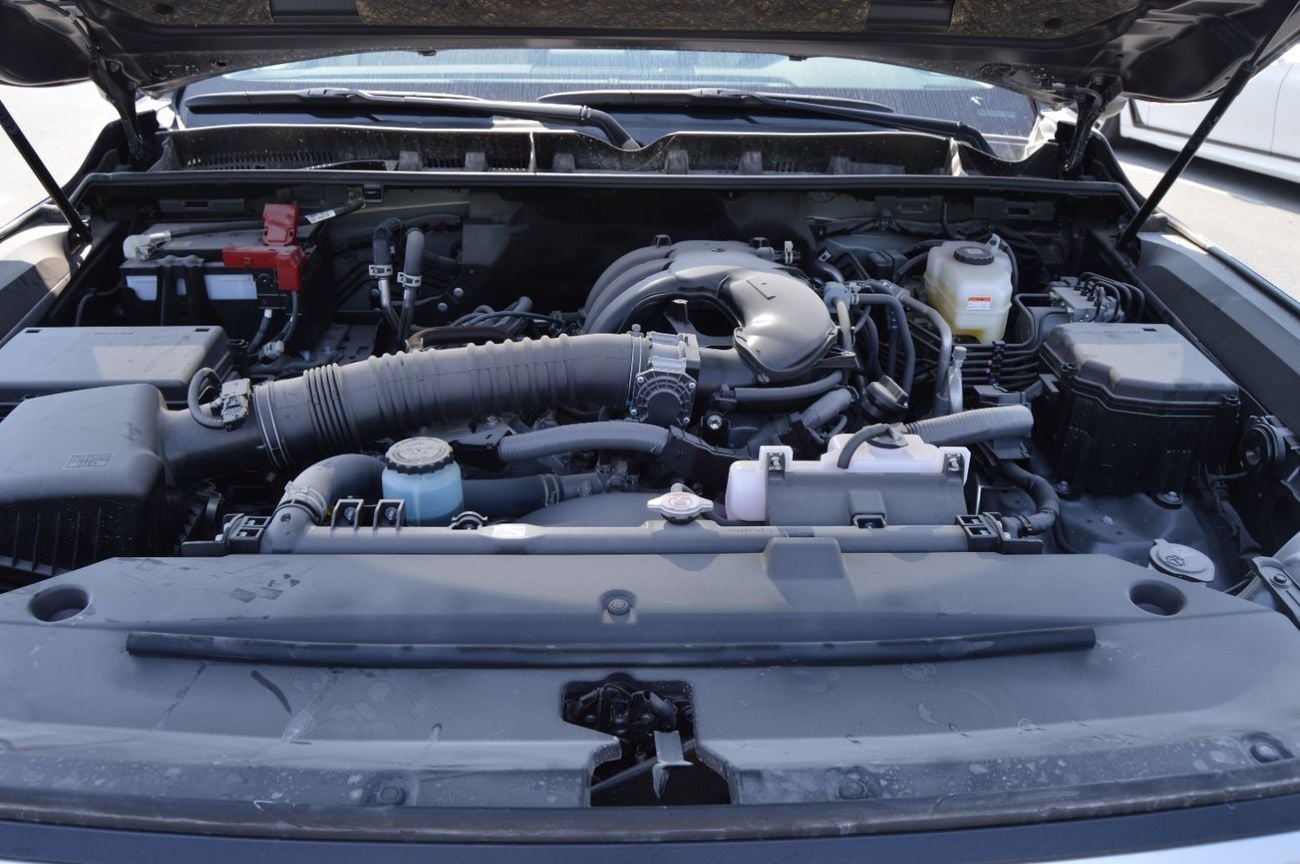 تويوتا لاند كروزر GXR 4.0L