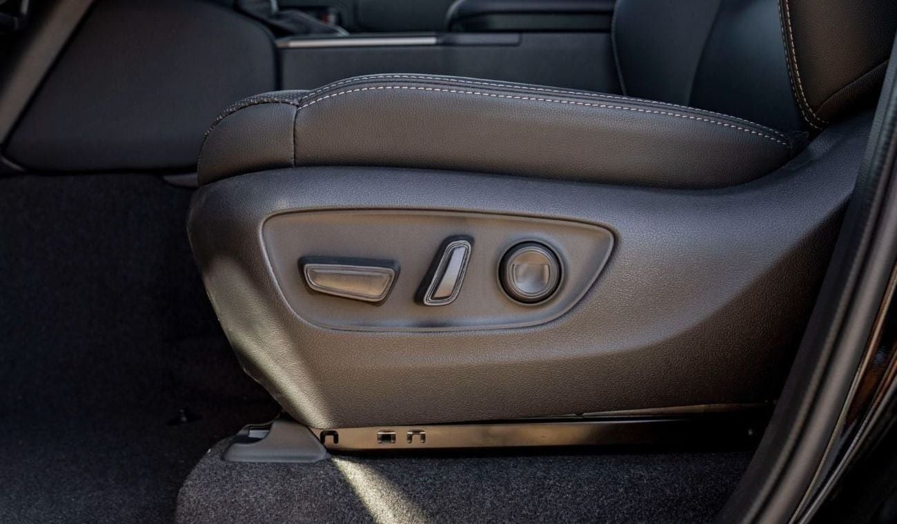 تويوتا برادو TOYOTA PRADO 250 WX 2.8D AT ADVENTURE MY2024 - BLACK