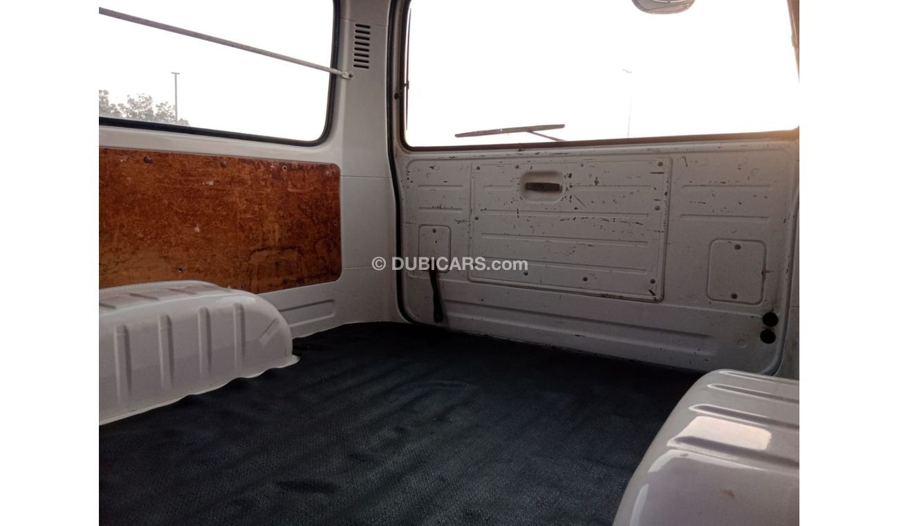 Toyota Hiace TOYOTA HIACE VAN RIGHT HAND DRIVE(PM13076)