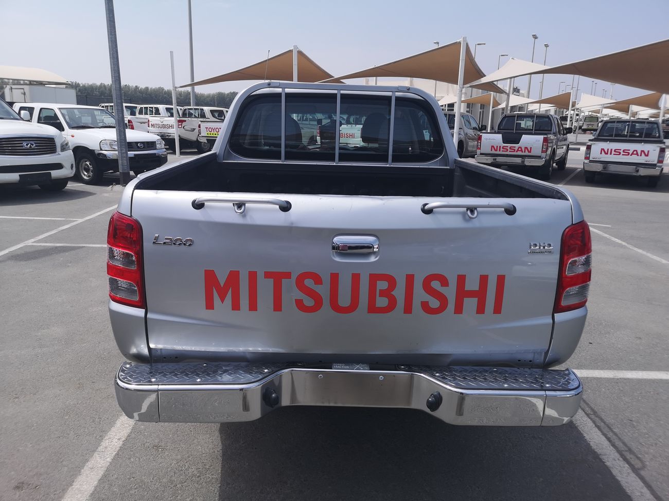 ميتسوبيشي L200 MITSUBISHI L200 DIESEL 4X4 PICKUP
