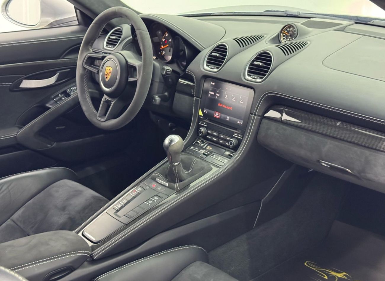 Porsche 718 Cayman GT4 4.0L (414 HP) M/T 2020 Porsche GT4, 2026 Porsche Warranty, Full Porsche Service History, Manual