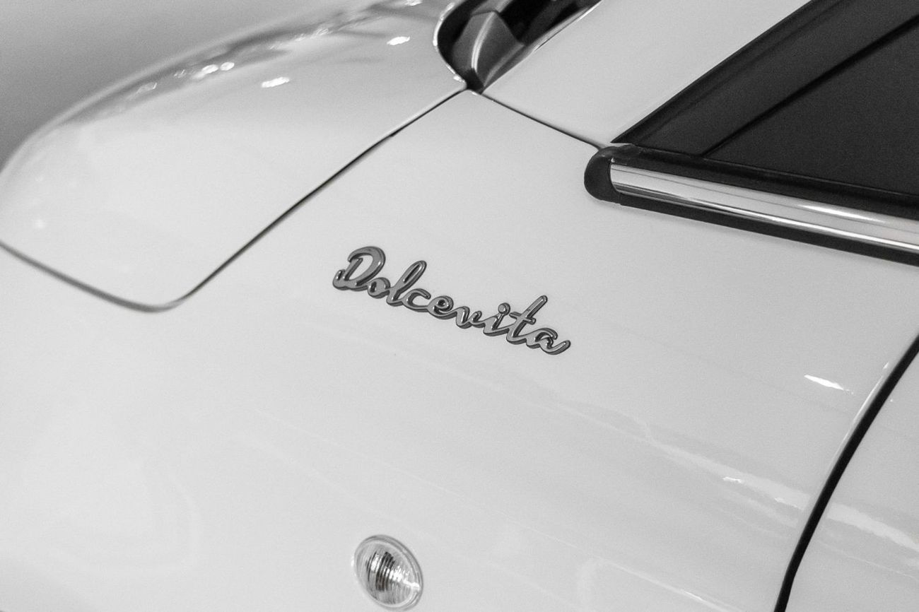 Fiat 500 2023 Fiat 500 Dolce Vita White / Full-Service History/ Dealership Warranty