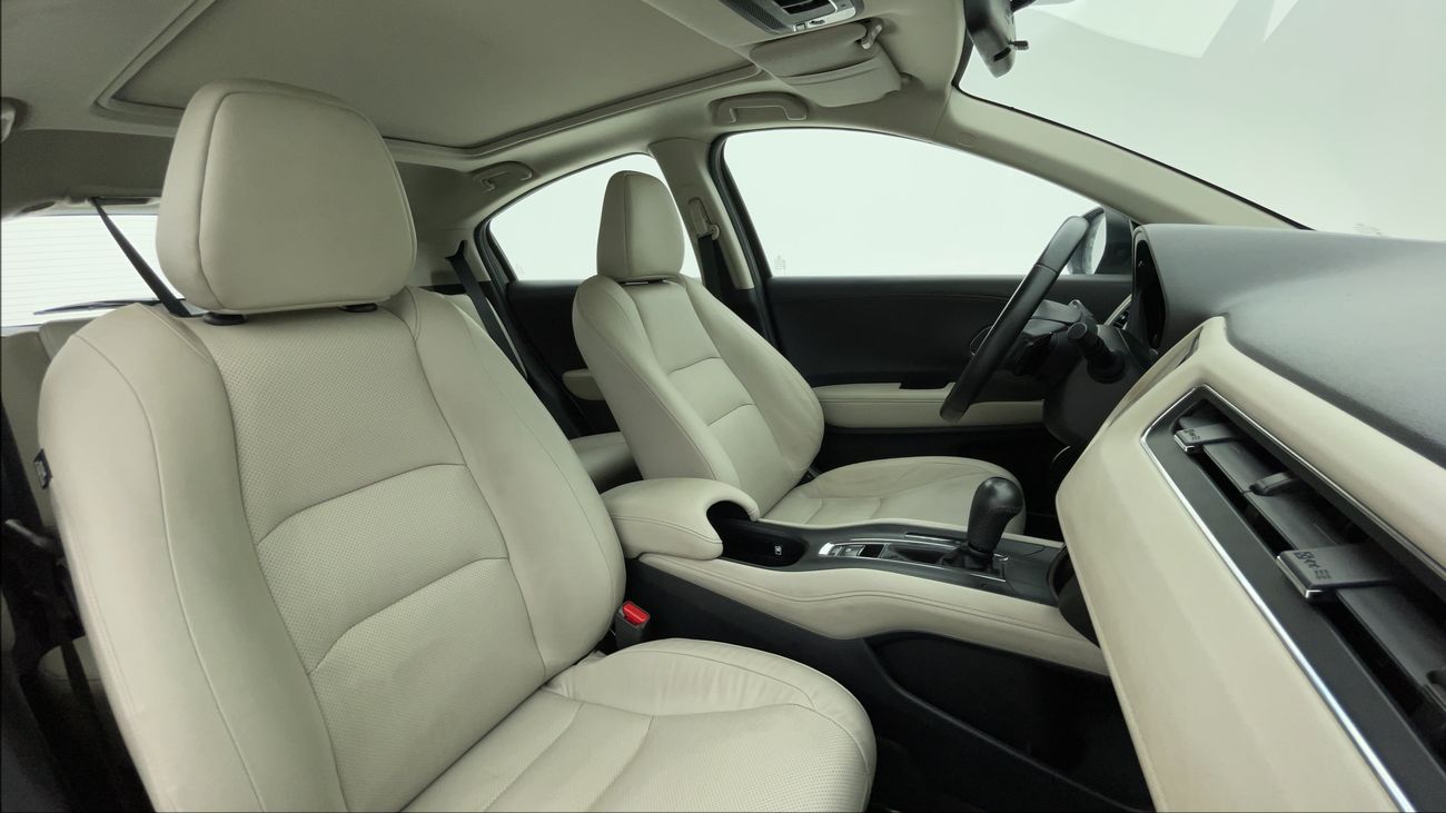 هوندا HRV EX 1.8 | بدون دفعة مقدمة | اختبار قيادة مجاني للمنزل