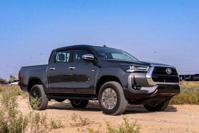 تويوتا هيلوكس Toyota Hilux  4.0-l 4WD pickup  2026 4-door cabin, automatic