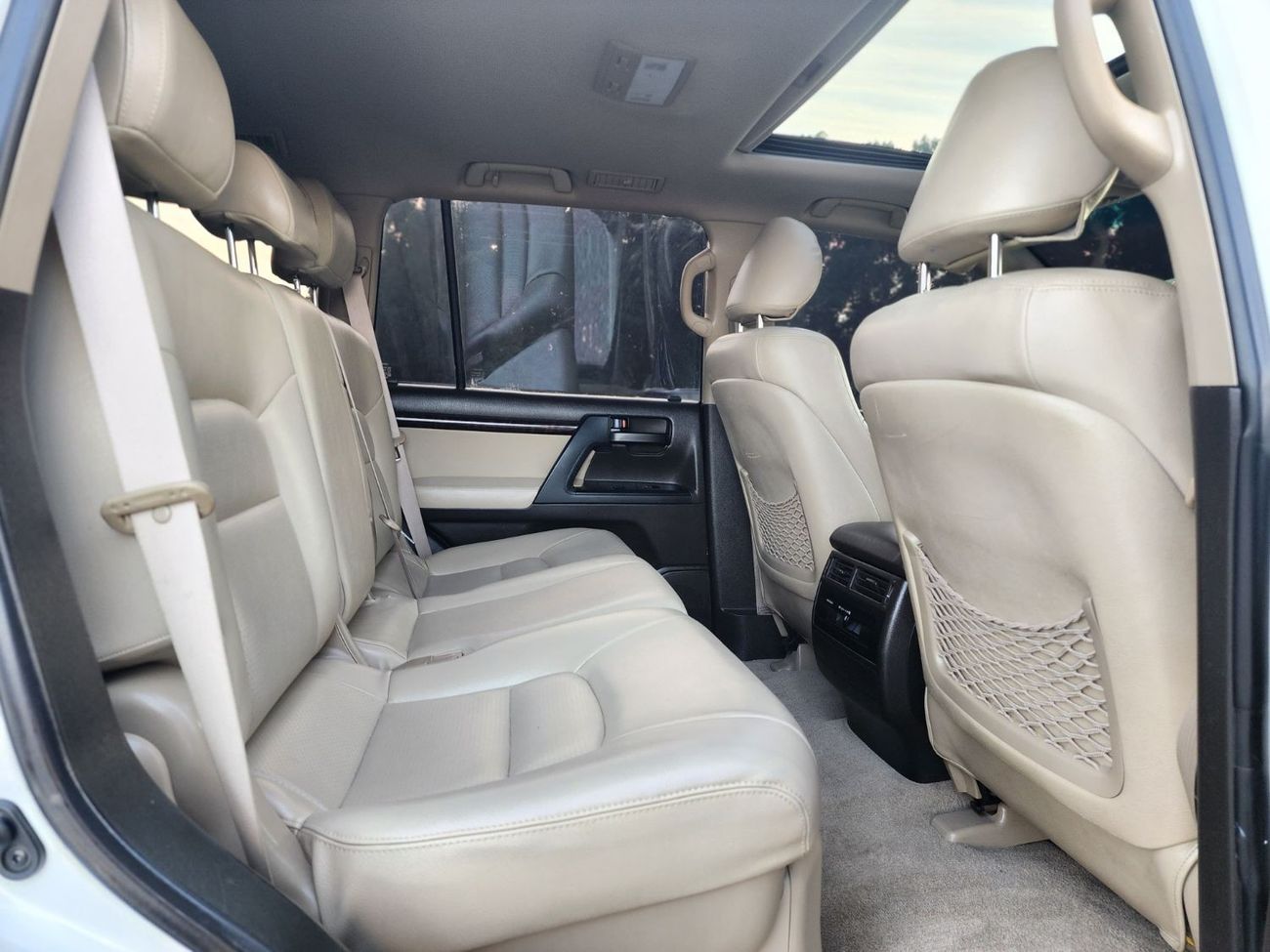 تويوتا لاند كروزر GX.R V8 full options