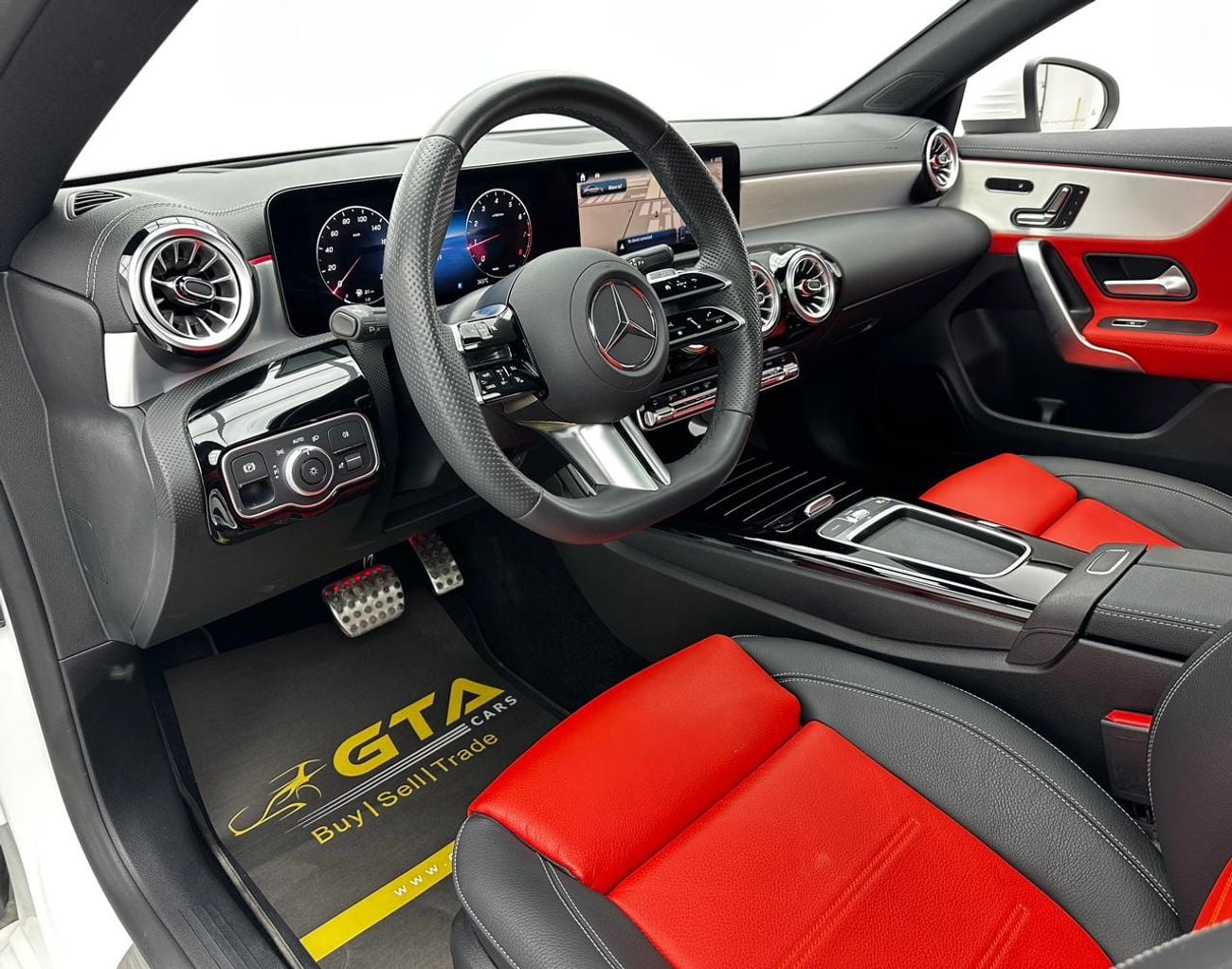 Mercedes Benz CLA250 2025 Mercedes-Benz CLA 250 4Matic, 5 Year Mercedes Warranty + Service Contract, GCC