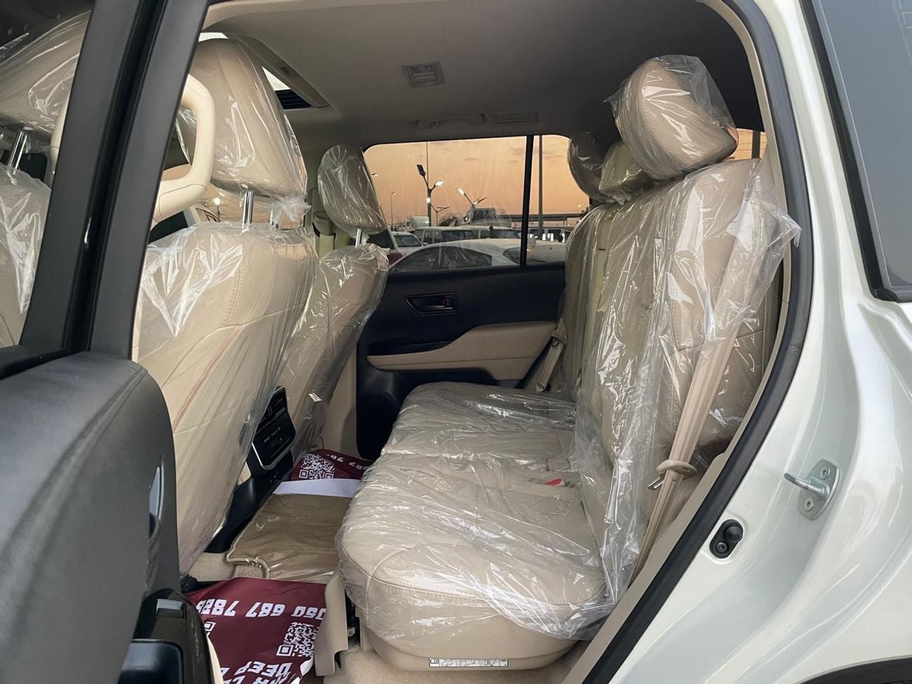 تويوتا لاند كروزر Toyota landcruise 2022MODEL GXR 4.0L Engine Colour white Transmission Automatic Interior.Begie Fuel.