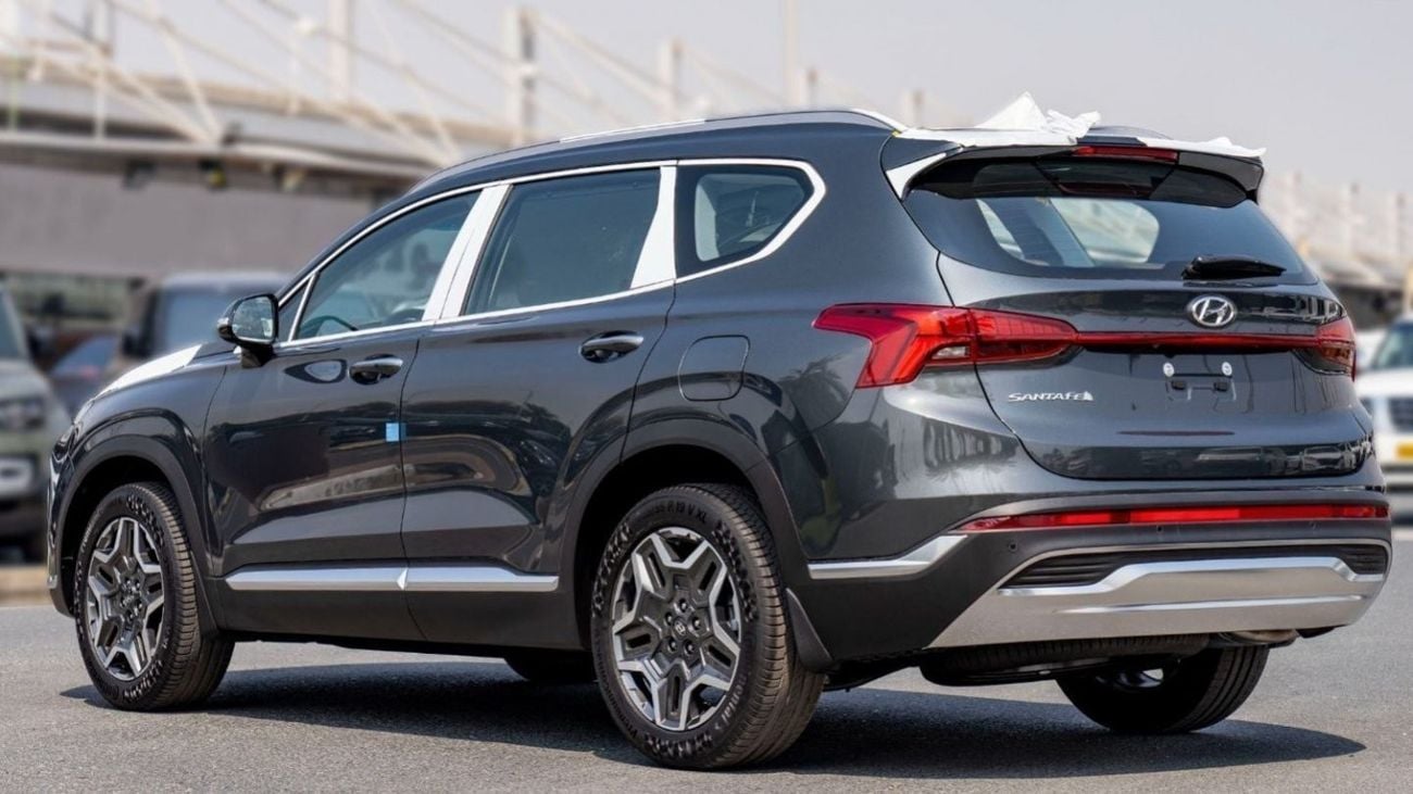 Hyundai Santa Fe LUXURY 2.5P AT MY2023 –BLACK