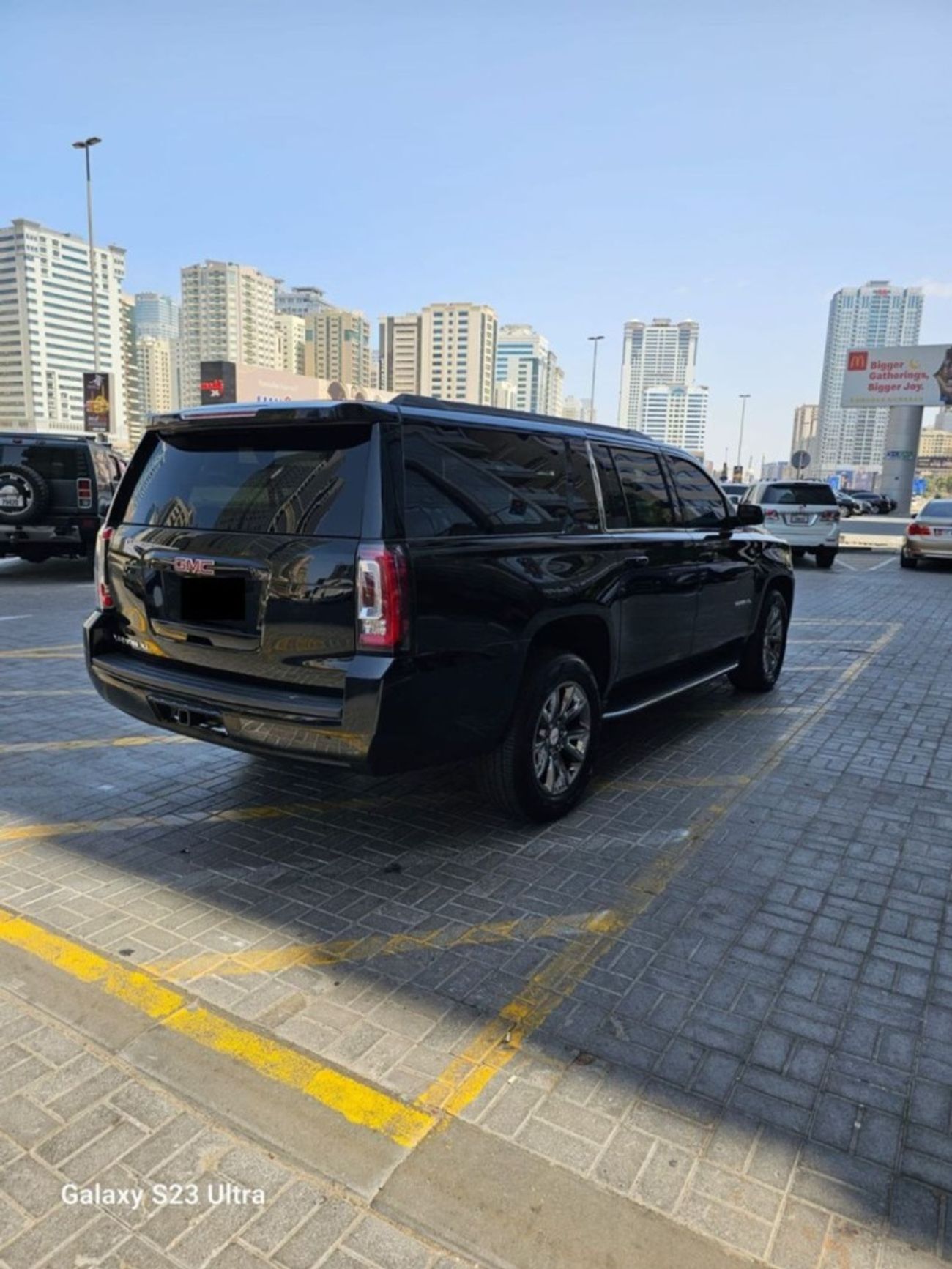 GMC Yukon XL SLT 5.3L 4WD (8 Seater)