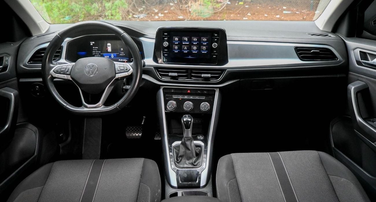 فولكس واجن T ROC Life 1.4L