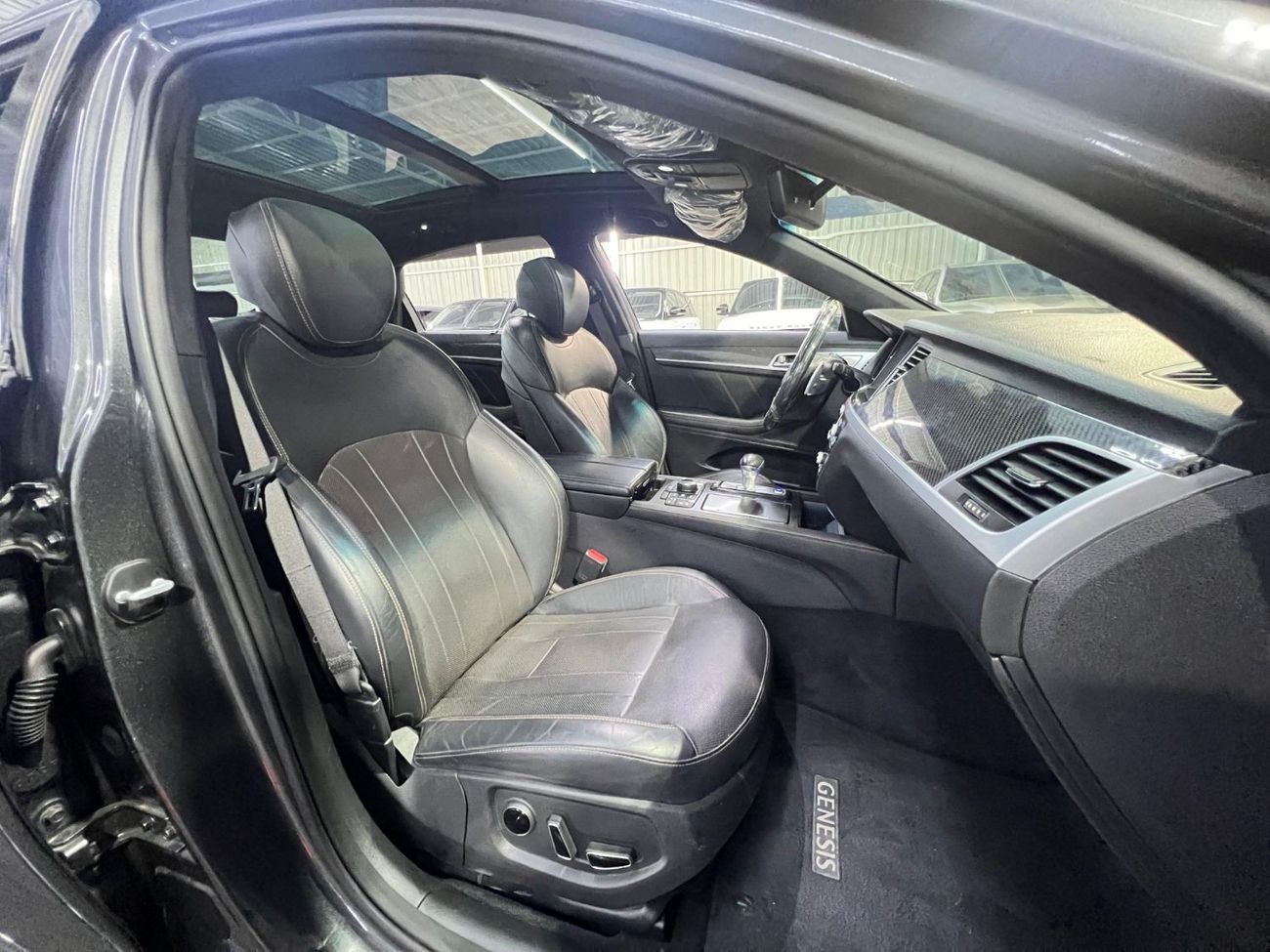 Genesis G80 Platinum 3.8L warranty one year bank financie available 0 dawon payment