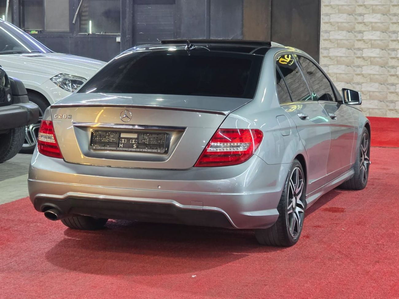 مرسيدس بنز C 200