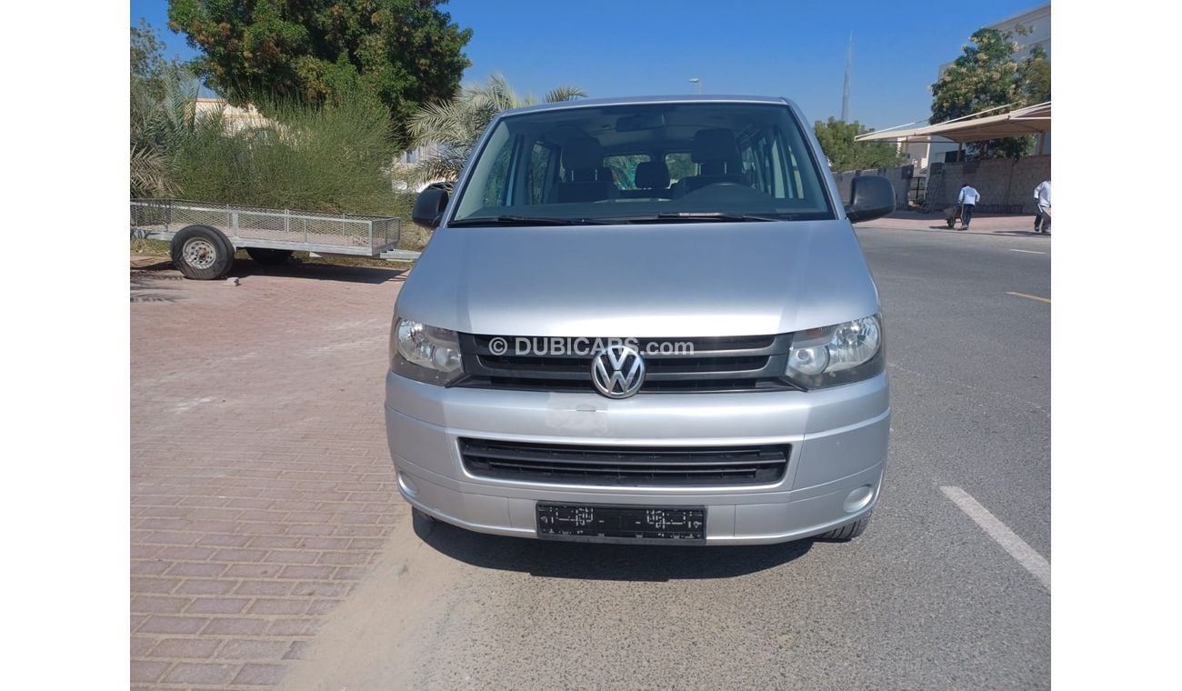Volkswagen T6 Transporter 8 Seater