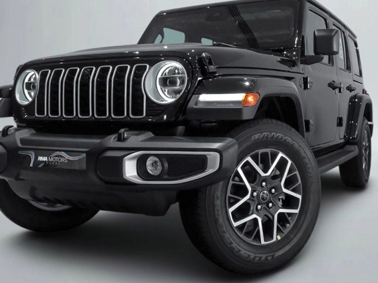 Jeep Wrangler Unlimited Sahara 2.0L A/T